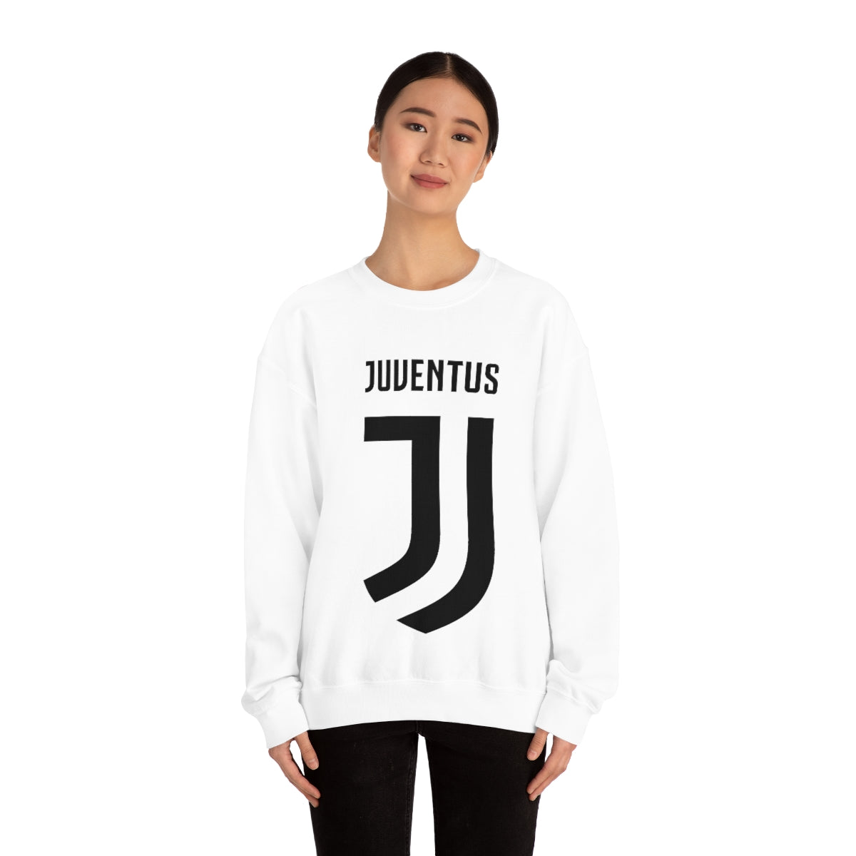 Juventus Heavy Blend™ Crewneck Sweatshirt