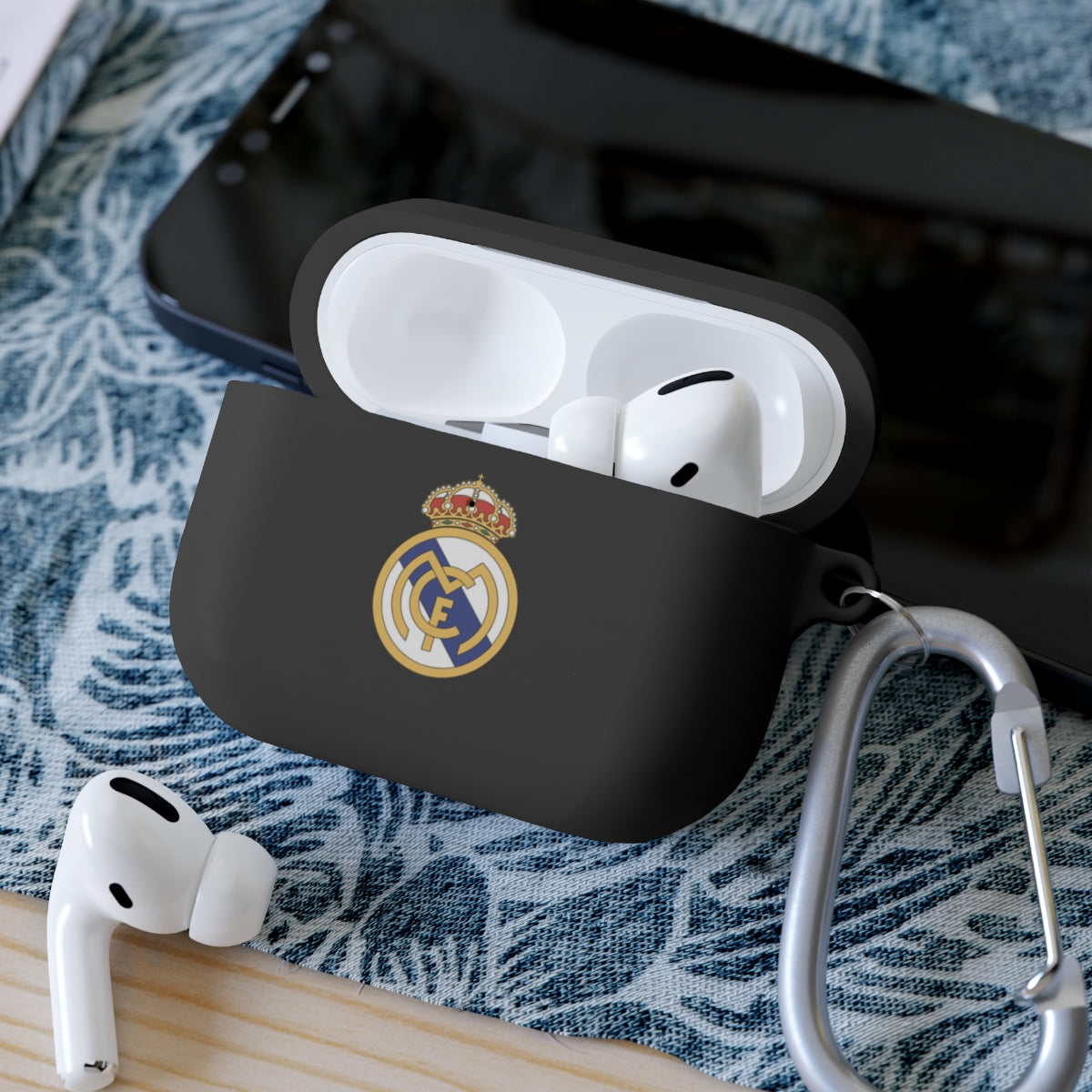 Real Madrid AirPods and AirPods Pro Case Cover